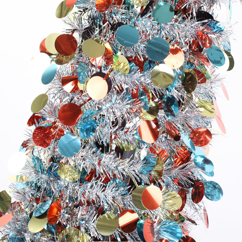 Arbre de Noël élancé à guirlande cyprès, H 4,94 pi, Rouge