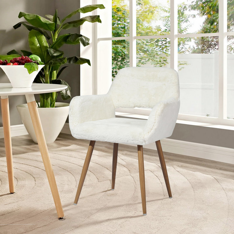 Fauteuil de 16,1 po de large Isabeau, Fausse fourrure chameau