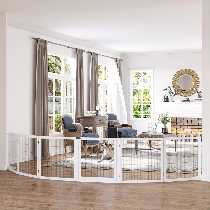 Barrière pour animaux 170 po en bois, blanche. Barrière pliable à 6 pieds avec pieds stables. Convient aux chiens de petite et moyenne taille. Poignée facile et barrière pour chien autoportante robuste. Conception à 2 supports. Entrée et sortie. Taille