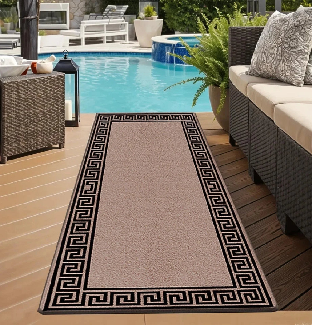 Geometric Indoor / Outdoor Area Rug