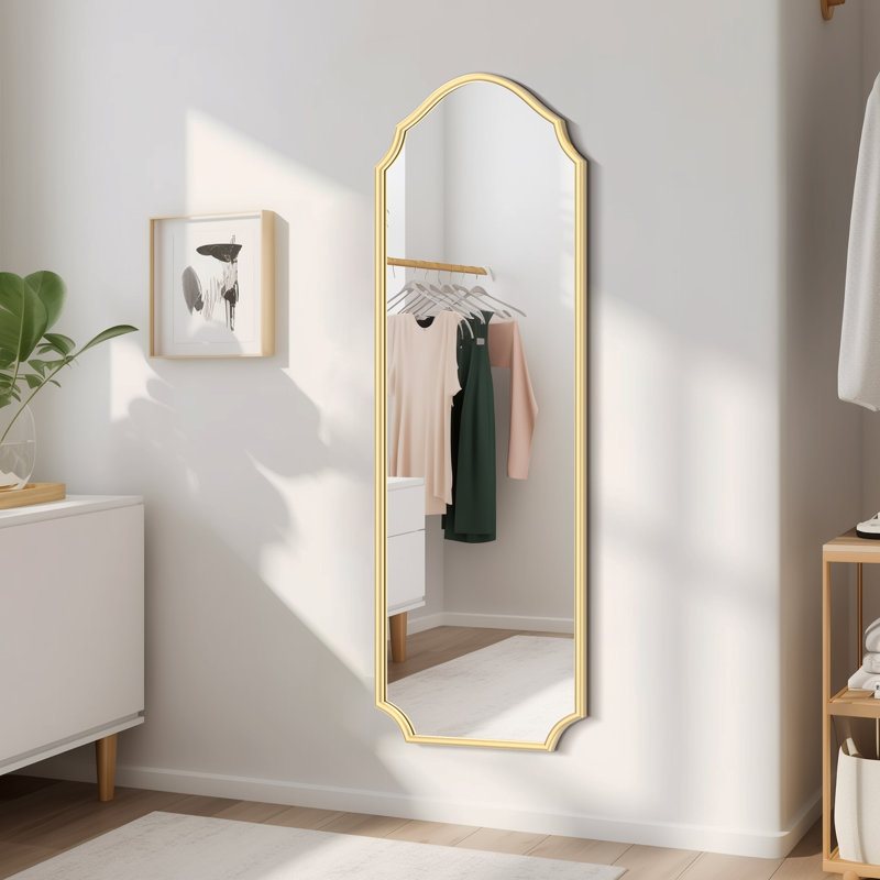 Miroir mural 16 po x 47 po, Doré