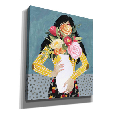 Everly Quinn «Flower Vase Girl II» par Grace Popp