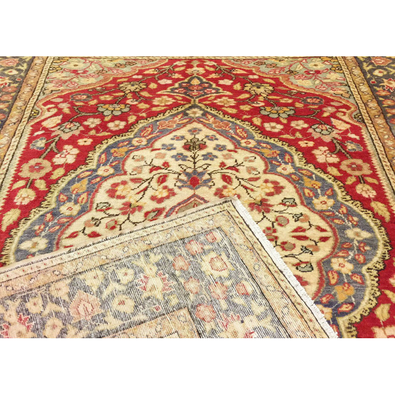Tapis unique en laine noué à la main des années 1960 de 4 pi 7 po x 6 pi 7 po en jaune / rouge / bleu