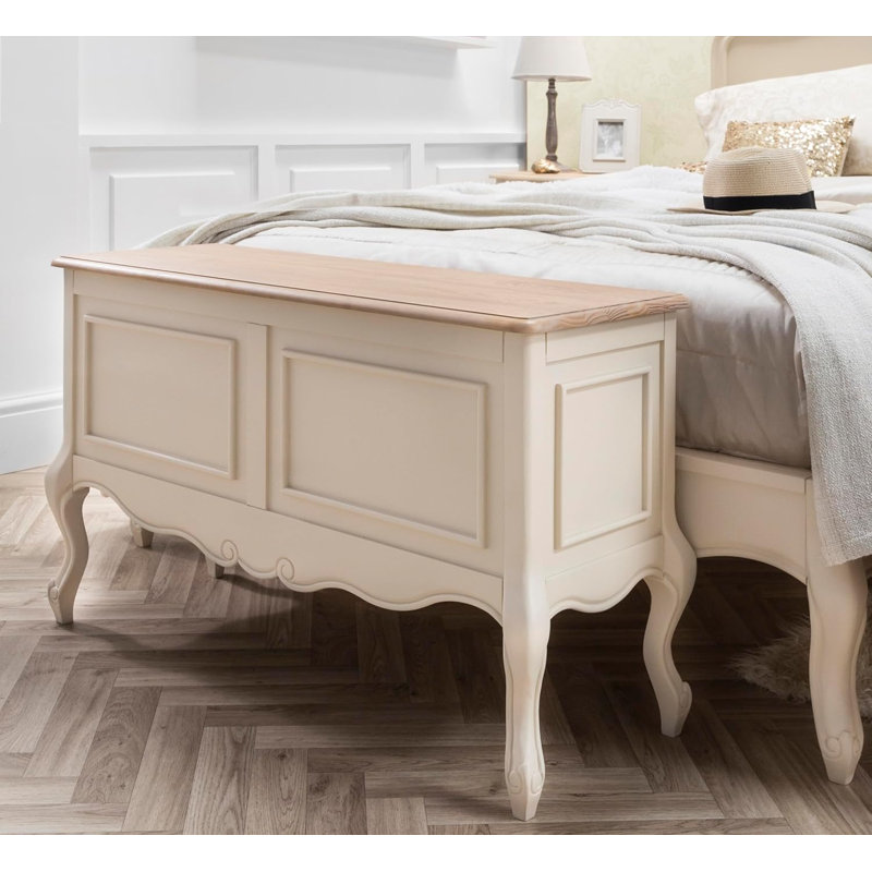 Elizalde Blanket Chest, Champagne