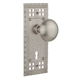 Craftsman Plate with Decorative Keyhole and New York Door Knob