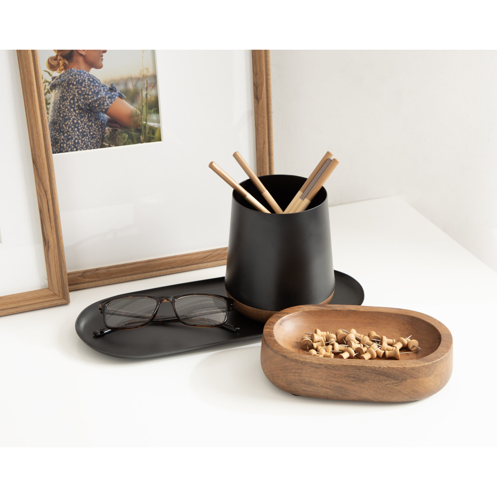 Montae Metal Stackable Desk Organizer, Black/Brown