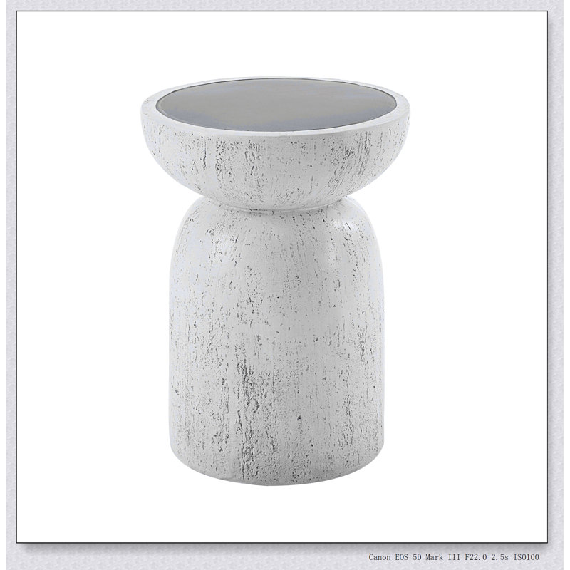 Table d'appoint en fibre de béton naturel gris
