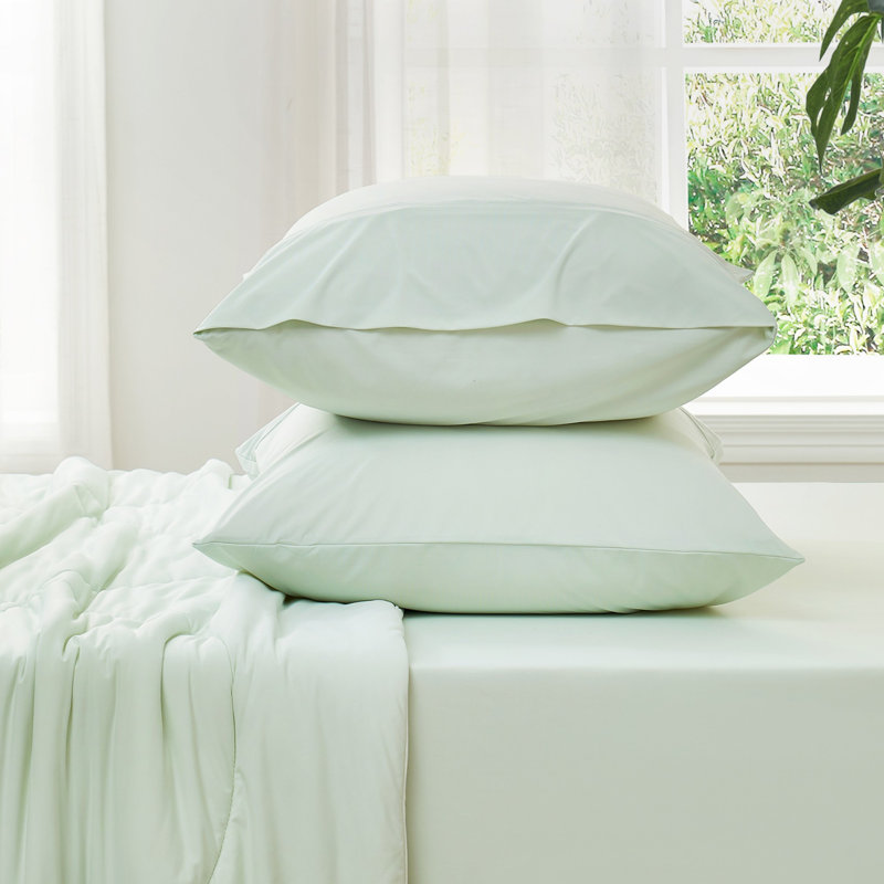 Cooling Fitted Sheet Set With 2 Pillowcases, 3PCS Breathable Sheet Set with Deep Pocket For Hot Sleepers, King, Light Green