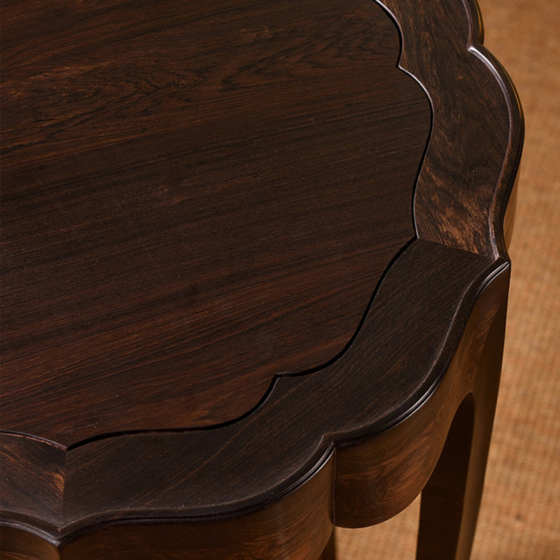 Cinq bonsaïs en bois massif de style chinois