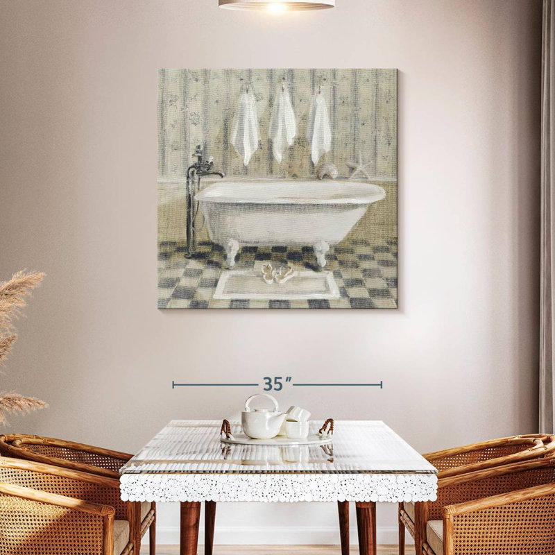 Lilie Victorian Bath White Tub, 39" H x 39" W