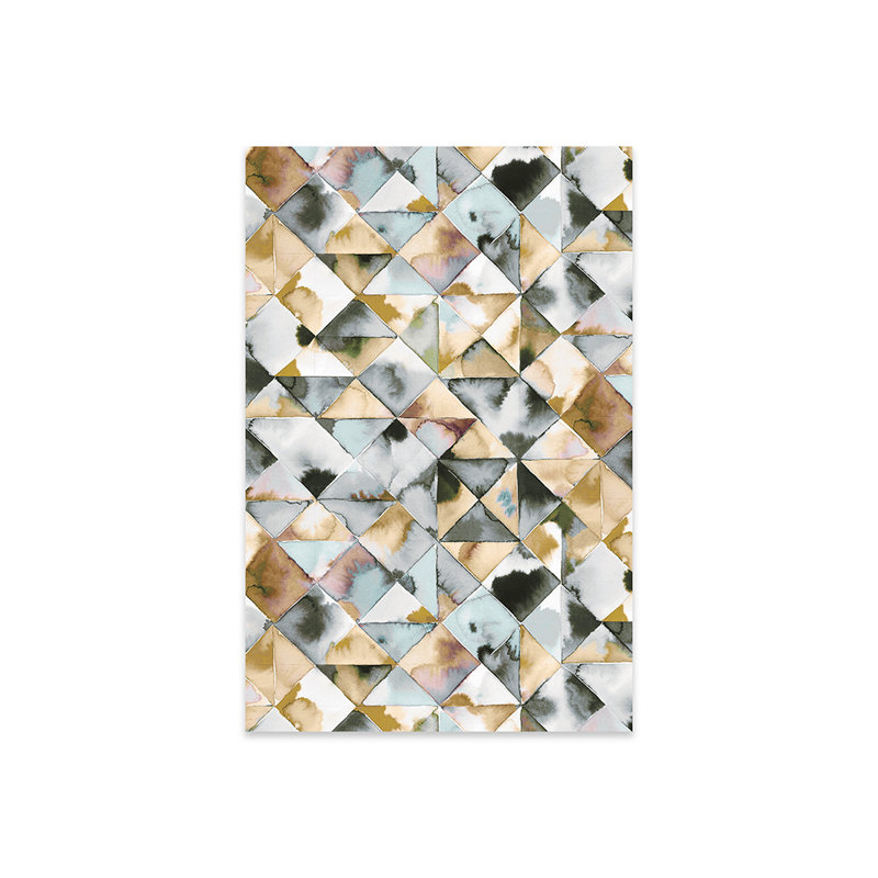 Moody Triangles, impression argentée sur verre acrylique, H 24 po x l 16 po x P 0,25 po