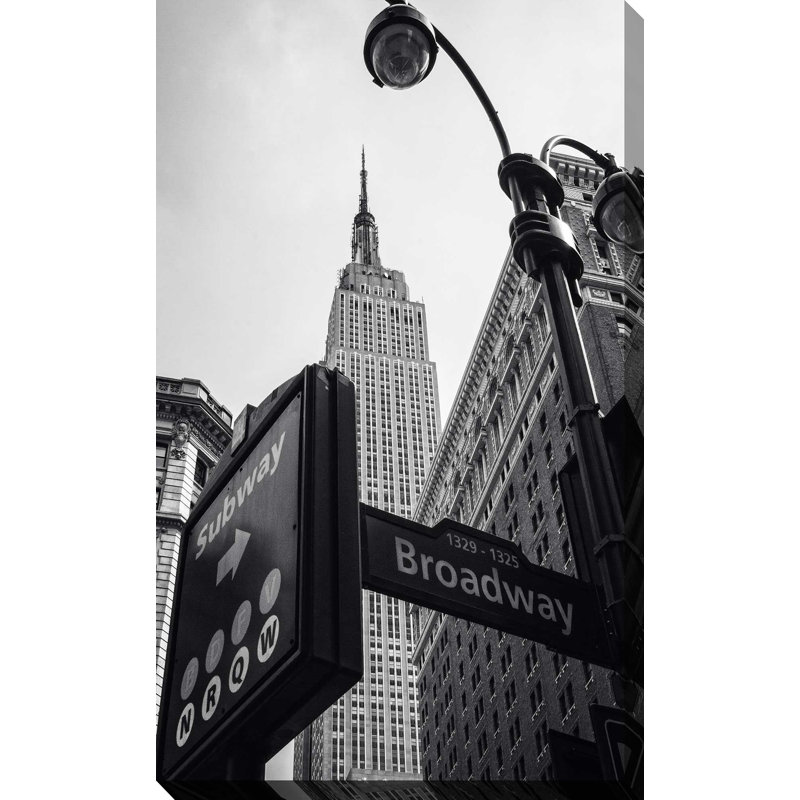 Empire State Building - reproduction de photo sur toile tendue, H 48 po x l 28 po x P 1,5 po