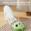 Distributeur de collations pour chats Leaking Food-110450389