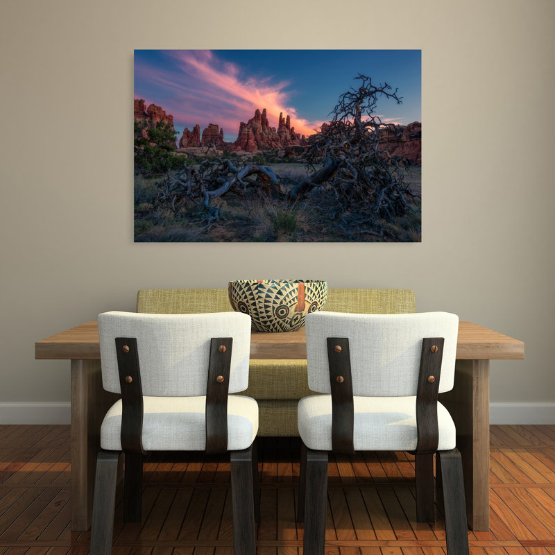 Arbre torsadé, désert, coucher de soleil coloré, paysage serein dramatique, impression d'art mural, H 48 po x l 32 po