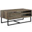 Table basse à finition rustique avec pieds en métal et compartiments de rangement en chêne