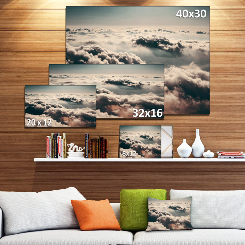 Ciel au-dessus de nuages lourds et foncés - reproduction de photo sur toile tendue, H 20 po x l 20 po x P 1 po
