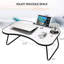 Bureau pour ordinateur portable en métal et bois gris et blanc mat, pliable, avec surface lisse et rainure pour tasse, idéal pour une utilisation au lit, sur le canapé, dans le jardin ou lors de longs trajets en voiture, bureau pour travaux créatifs d'adultes.