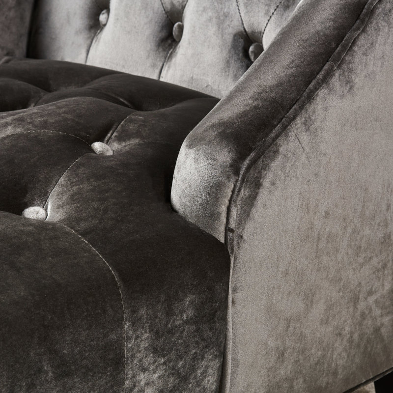Fauteuil club Tesy, dossier haut, velours capitonné gris, pieds en bois noir