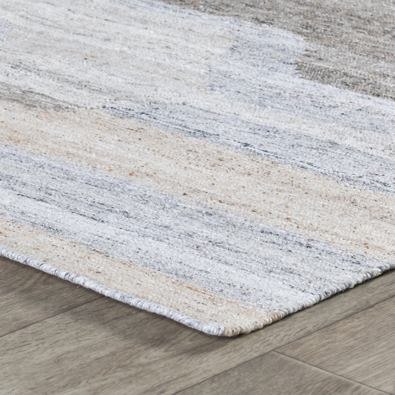 Area Rug in Sand Multi, Rectangle 2' x 3'