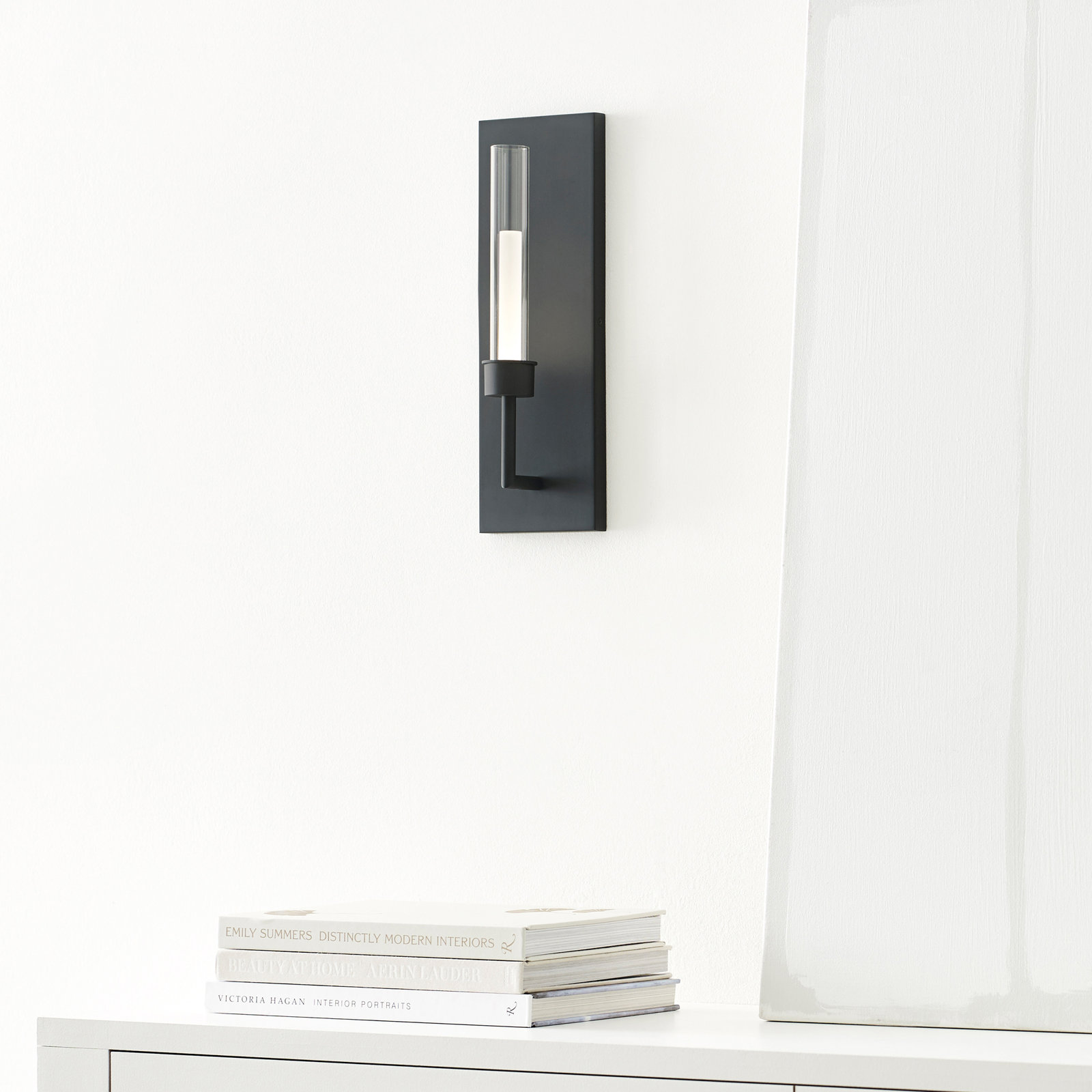 Linger Single Light Armed Sconce, Black