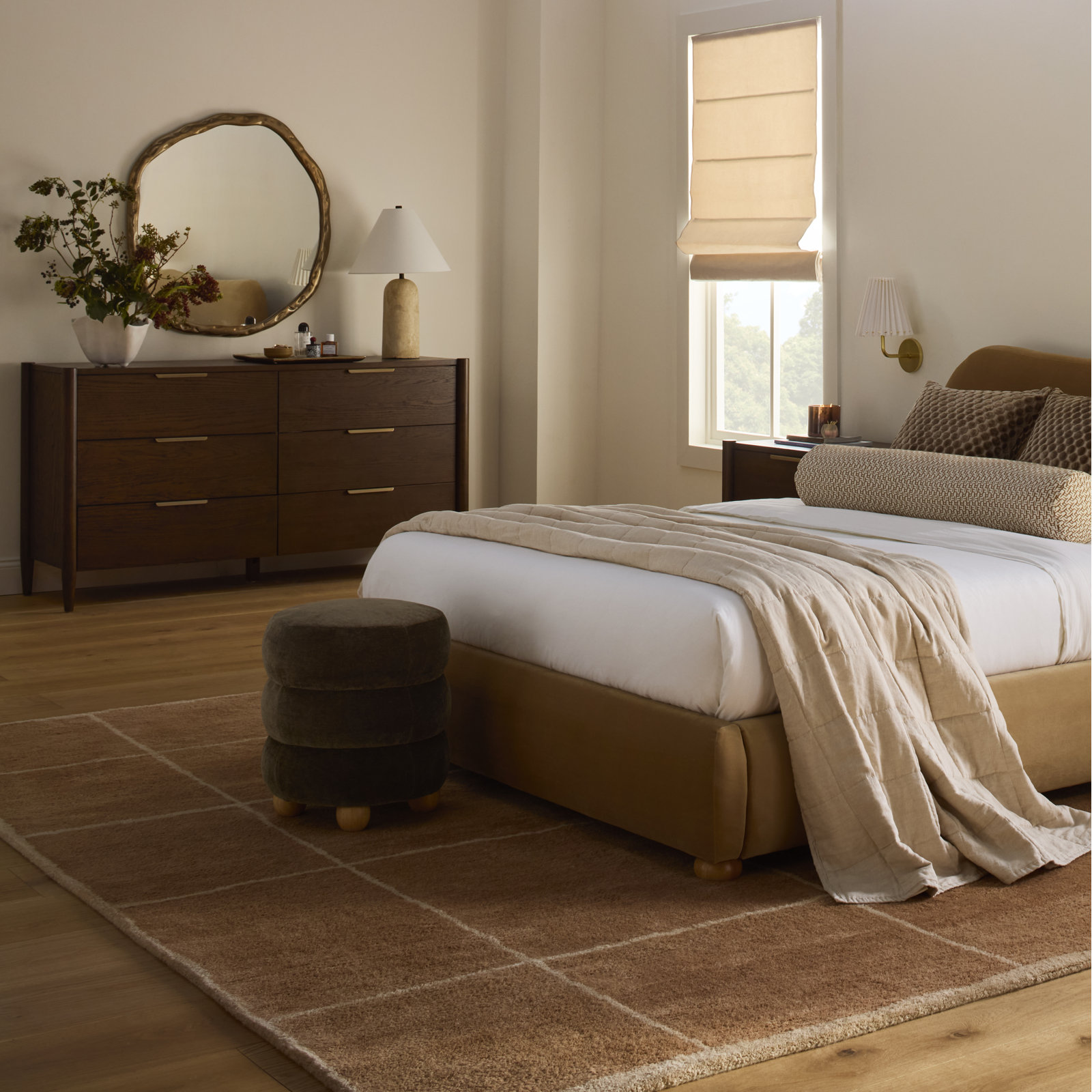Nola 24" Accent Mirror, 36.5" x 36.5", Gold
