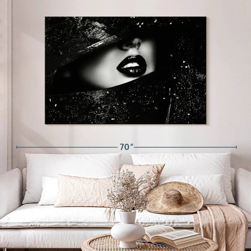 Shuttleworth Chic Black Lips, 30" H x 45" W