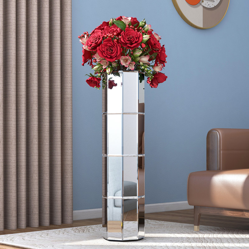 Iljan Glass Floor Vase
