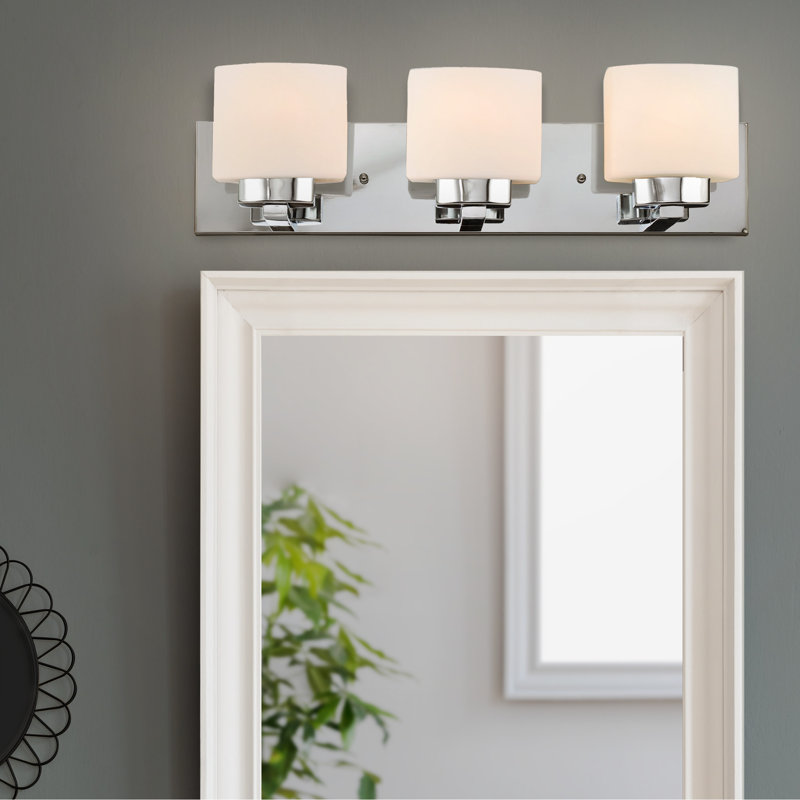 Éclairage pour meuble-lavabo à intensité variable Adelie, Chrome poli, 3