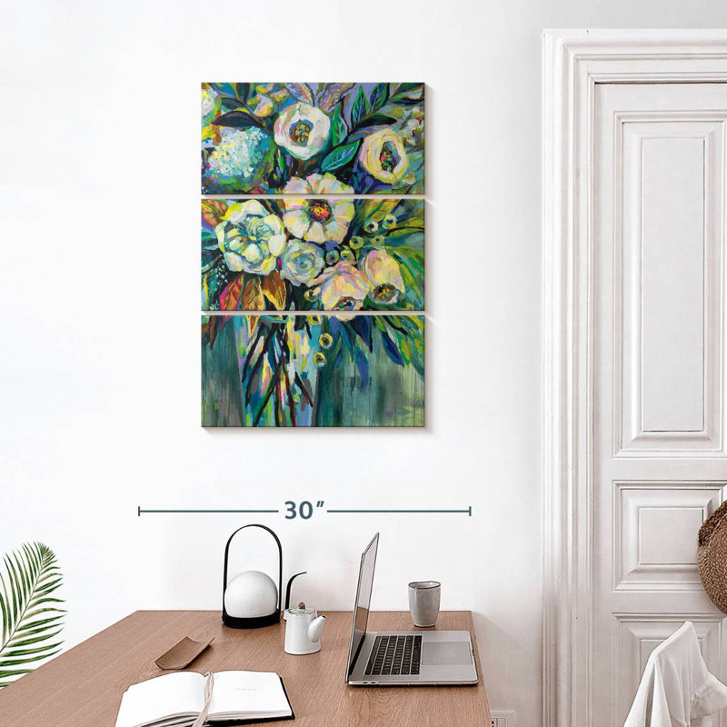 Harnek Jovial, 32" H x 20" W