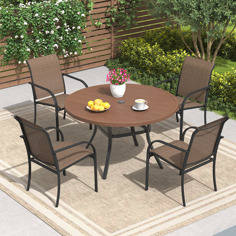  Ensemble de salle à manger pour 4 personnes avec table de salle à manger ronde et chaises empilables avec accoudoirs, Brun