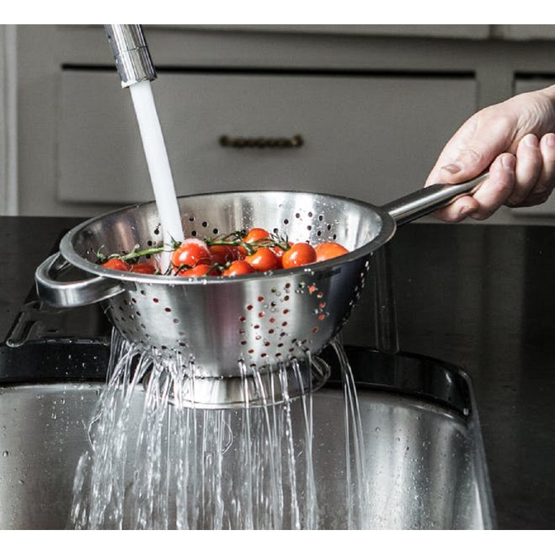 Judge, Kitchen - Long Hangled Colander