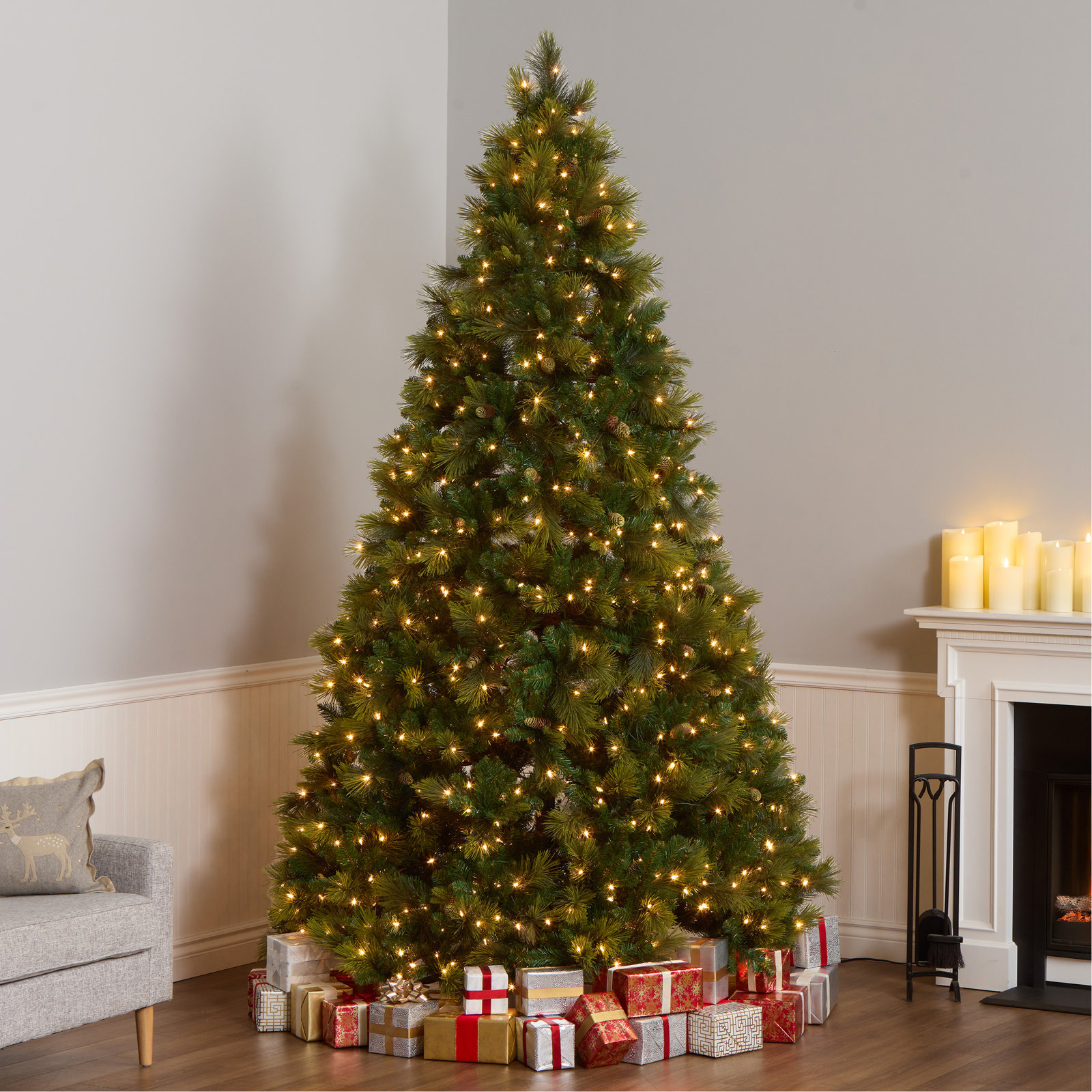  Carolina Pine Tree with Clear Lights, 9'