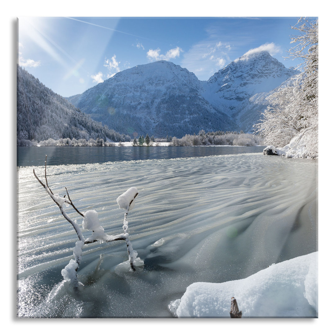 Ungerahmtes Foto auf Glas "Winter Landscape Lake"