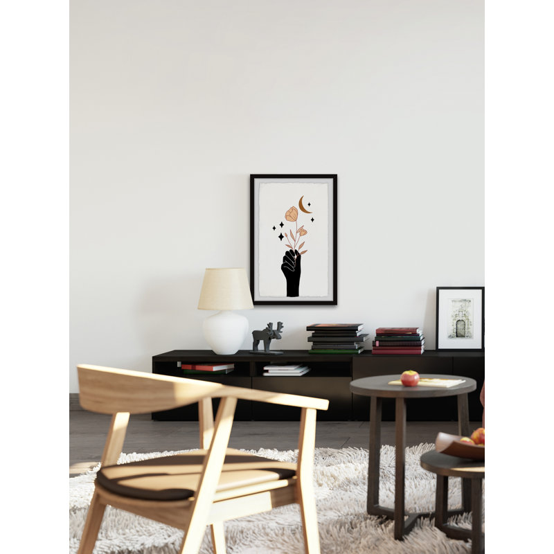 «Moon and Flower», reproduction encadrée, H 18 po x l 12 po x P 1,5 po