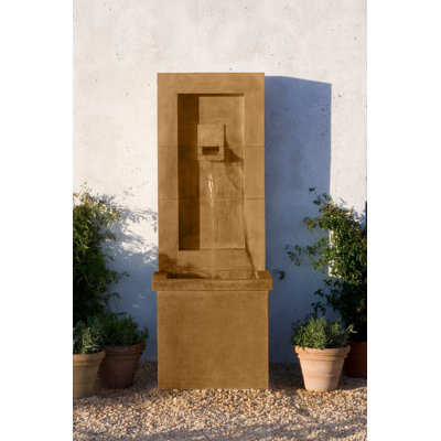 Moderne Fountain with Light