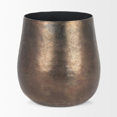 Joeisha Metal Table Vase
