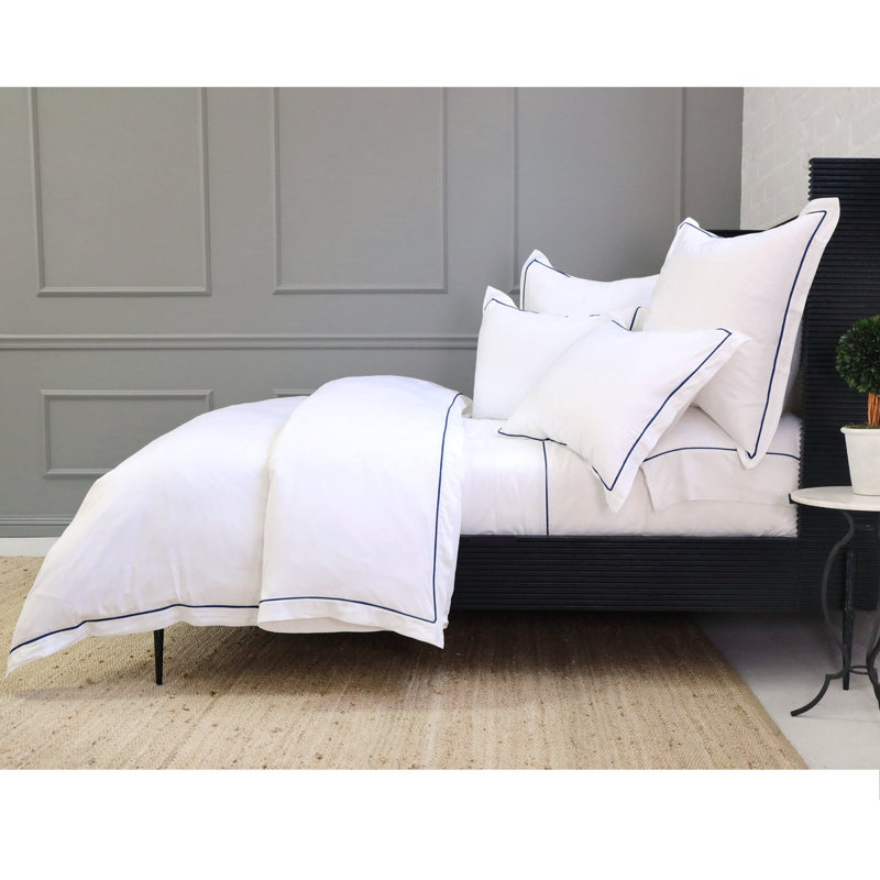 Sheena Duvet Cover, Twin Duvet Cover +  1 Standard Sham, White/Navy