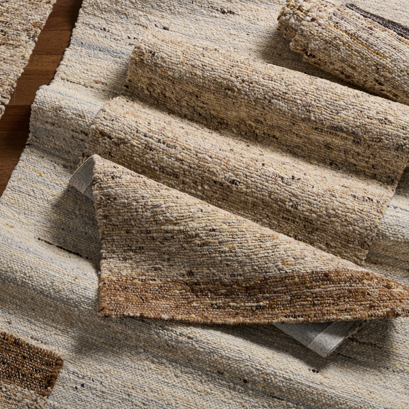 Ivory and Beige Handmade Wool 8' x 10' Area Rug