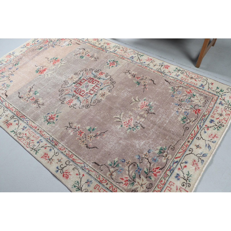 Tapis turc rétro fait à la main avec motif floral: grand tapis décoratif anatolien élégant