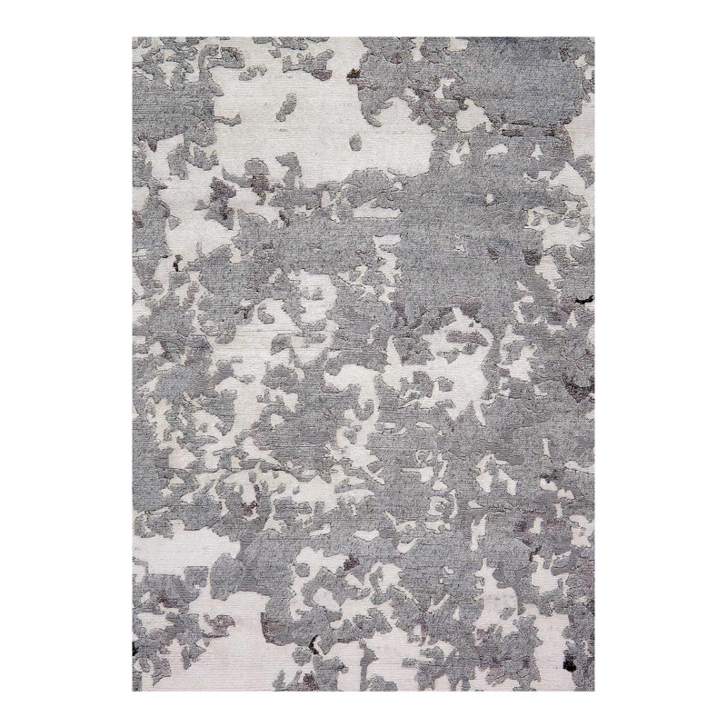 Matzke Silk Area Rug in Gray