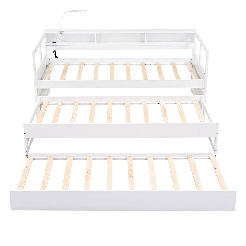 Lit de jour convertible simple avec tablettes Bethsabee par Winston Porter, Blanc