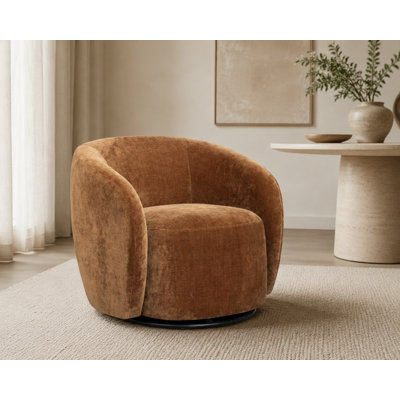 Fauteuil pivotant moderne avec dossier enveloppant incurvé, assise rembourrée moelleuse et piètement métallique dissimulé