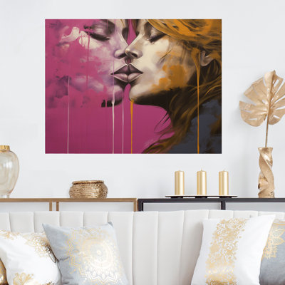 «Rose and Yellow Women Romance Couple II» - femme romantique, art mural en métal