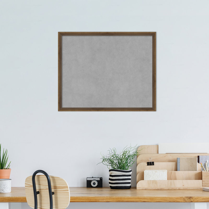Tableau magnétique encadré bronze clair Lucie, H 17 po x l 21 po