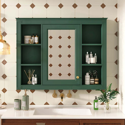Armoire de salle de bain murale polyvalente avec plusieurs tablettes et un design élégant