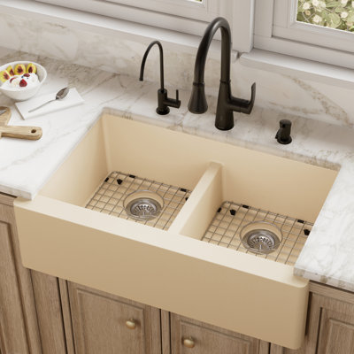 Karran Quartz 34'' X 21-1/4'' 50/50 Double Bowl Farmhouse/Apron Front Kitchen Sink Kit