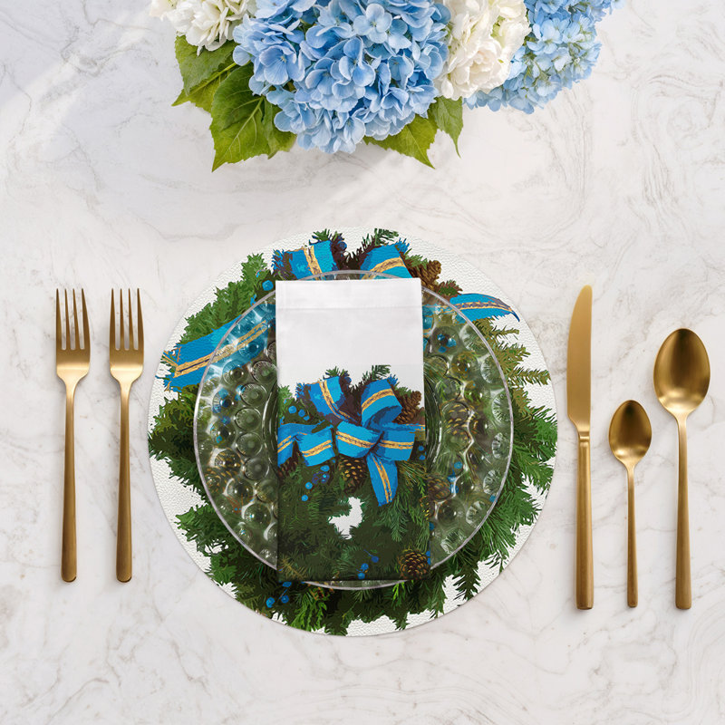 Christmas Wreath Cotton Sateen Dinner Napkins, White Cerulean