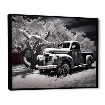 «Truck Pickup Charm In Winter II», reproduction sur toile