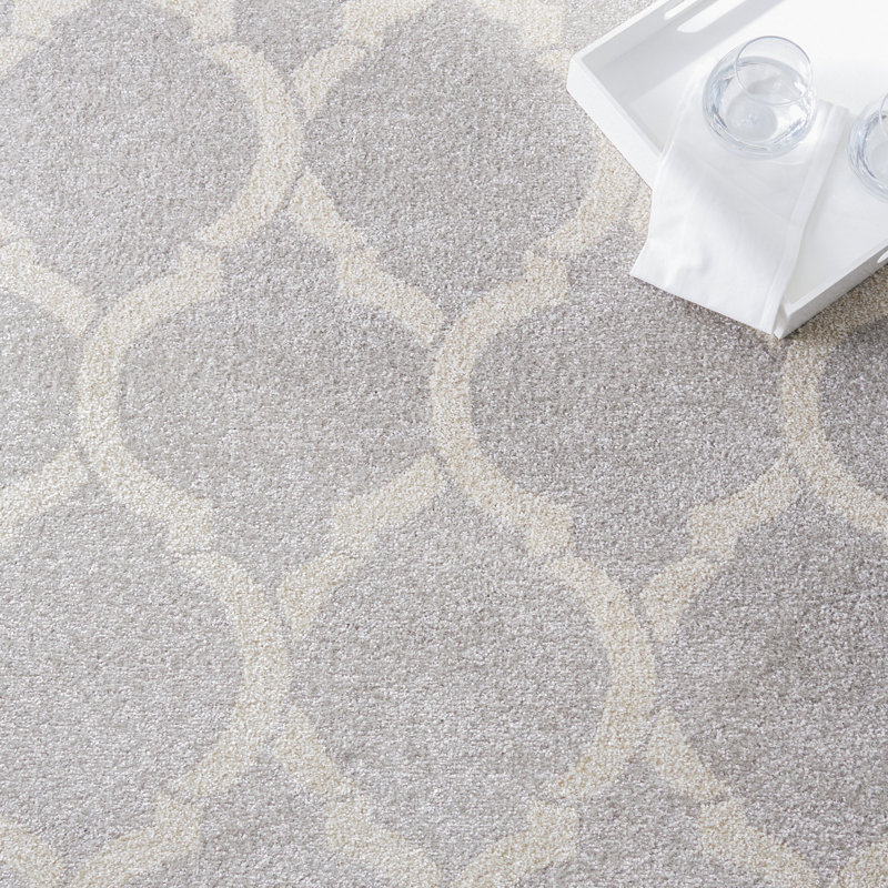 Ammundsen Geometric Light Grey/Ivory Area Rug, Rectangle 2'6" x 4'