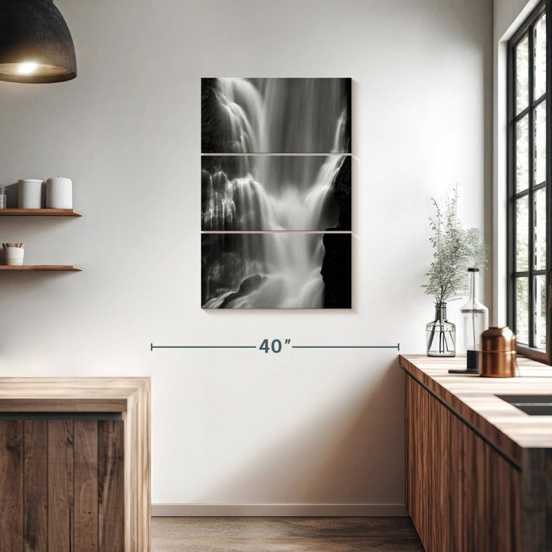 Alvord Weeping Falls BW, 38" H x 24" W